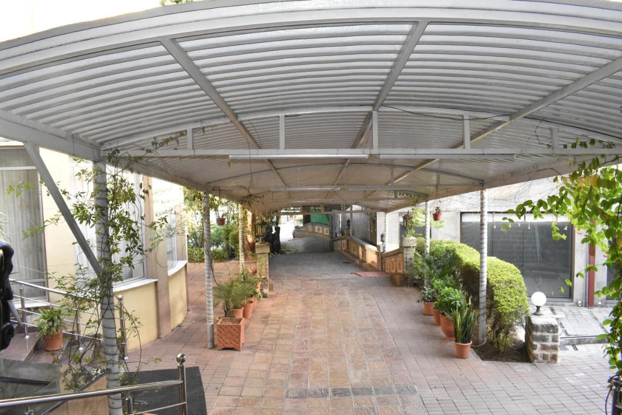 Safari Club 1 Rawalpindi Exterior foto